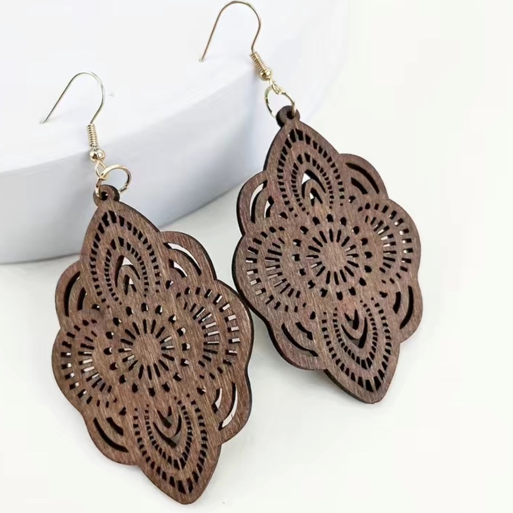 🏝️new🏝️dangle Earrings / Retro Wood Hollow Earrings